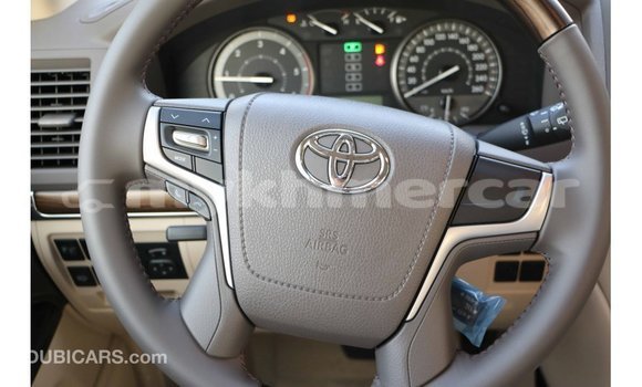 Buy Import Toyota Land Cruiser White Car in Import - Dubai in Kampot Province Buy Import Toyota Land Cruiser White Car in Import - Dubai in Kampot Province