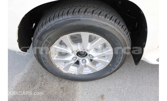 Buy Import Toyota Land Cruiser White Car in Import - Dubai in Kampot Province Buy Import Toyota Land Cruiser White Car in Import - Dubai in Kampot Province