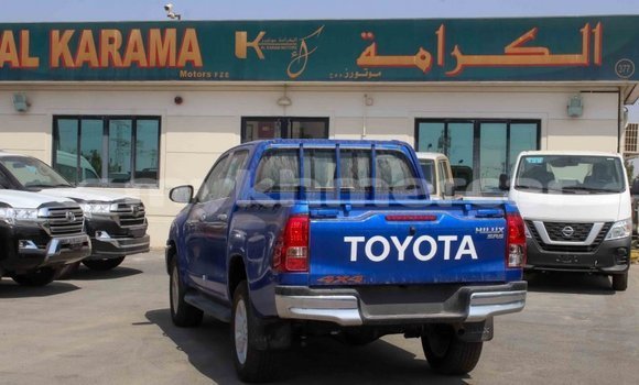 Acheter Import Voiture Toyota Hilux Bleu à Import - Dubai, Kampot Province Acheter Import Voiture Toyota Hilux Bleu à Import - Dubai, Kampot Province