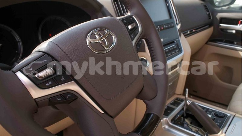Big with watermark toyota land cruiser kampot province import dubai 2974
