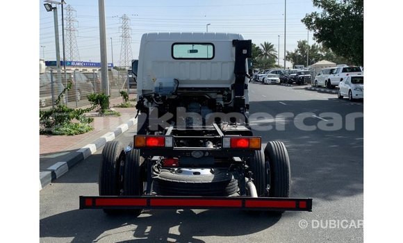 Acheter Import Voiture Mitsubishi i Blanc à Import - Dubai, Kampot Province Acheter Import Voiture Mitsubishi i Blanc à Import - Dubai, Kampot Province