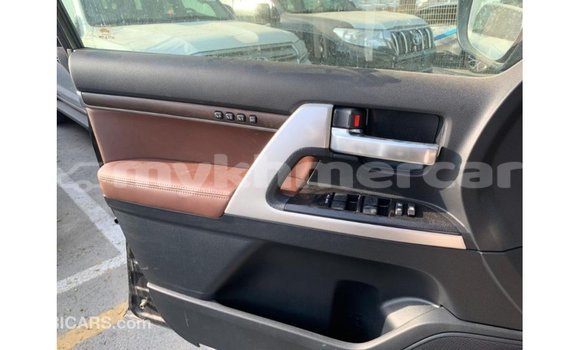 Buy Import Toyota Land Cruiser Black Car in Import - Dubai in Kampot Province Buy Import Toyota Land Cruiser Black Car in Import - Dubai in Kampot Province