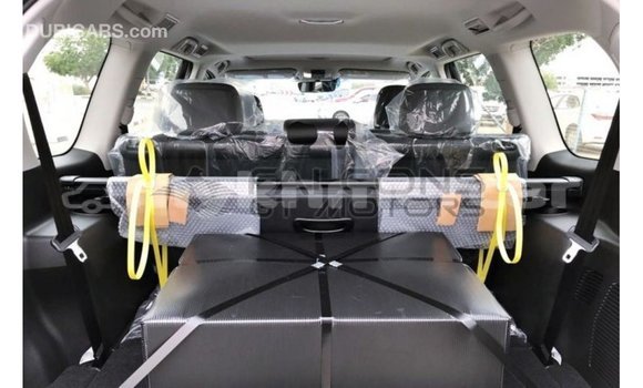 Acheter Import Voiture Toyota Prado Noir à Import - Dubai, Kampot Province Acheter Import Voiture Toyota Prado Noir à Import - Dubai, Kampot Province