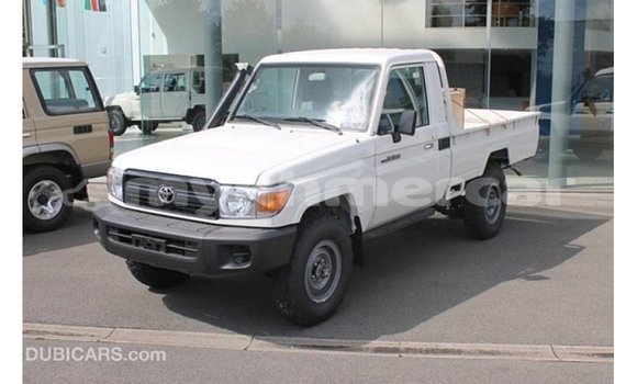 Buy Import Toyota Land Cruiser White Car in Import - Dubai in Kampot Province Buy Import Toyota Land Cruiser White Car in Import - Dubai in Kampot Province