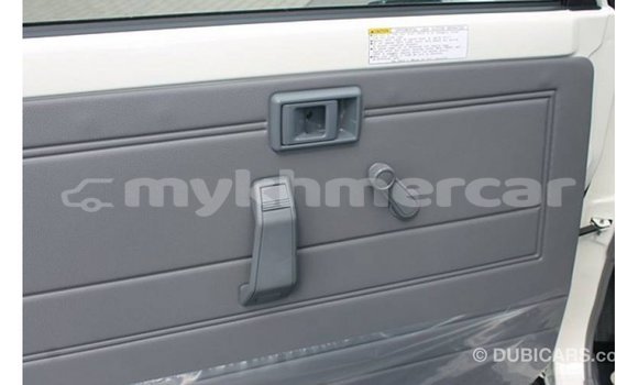 Buy Import Toyota Land Cruiser White Car in Import - Dubai in Kampot Province Buy Import Toyota Land Cruiser White Car in Import - Dubai in Kampot Province