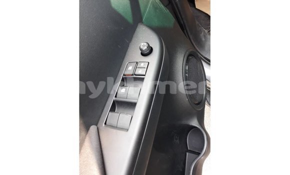 Acheter Import Voiture Toyota Hilux Noir à Import - Dubai, Kampot Province Acheter Import Voiture Toyota Hilux Noir à Import - Dubai, Kampot Province