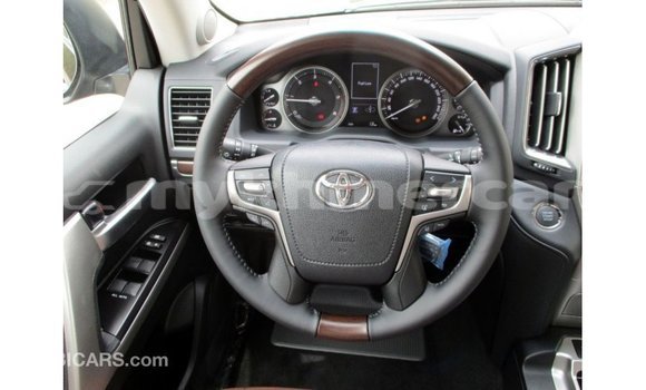 Buy Import Toyota Land Cruiser Black Car in Import - Dubai in Kampot Province Buy Import Toyota Land Cruiser Black Car in Import - Dubai in Kampot Province