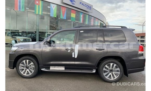 Buy Import Toyota Land Cruiser Black Car in Import - Dubai in Kampot Province Buy Import Toyota Land Cruiser Black Car in Import - Dubai in Kampot Province