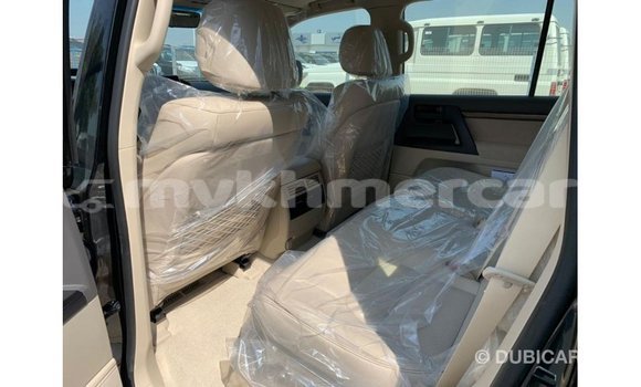 Buy Import Toyota Land Cruiser Black Car in Import - Dubai in Kampot Province Buy Import Toyota Land Cruiser Black Car in Import - Dubai in Kampot Province