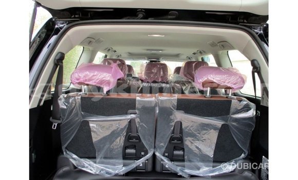 Acheter Import Voiture Toyota Land Cruiser Noir à Import - Dubai, Kampot Province Acheter Import Voiture Toyota Land Cruiser Noir à Import - Dubai, Kampot Province