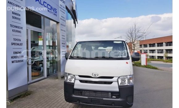Buy Import Toyota Hiace White Car in Import - Dubai in Kampot Province Buy Import Toyota Hiace White Car in Import - Dubai in Kampot Province