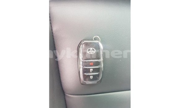 Buy Import Toyota Hilux Other Car in Import - Dubai in Kampot Province Buy Import Toyota Hilux Other Car in Import - Dubai in Kampot Province