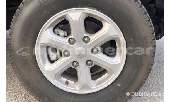 Buy Import Mitsubishi L200 Brown Car in Import - Dubai in Kampot Province Buy Import Mitsubishi L200 Brown Car in Import - Dubai in Kampot Province