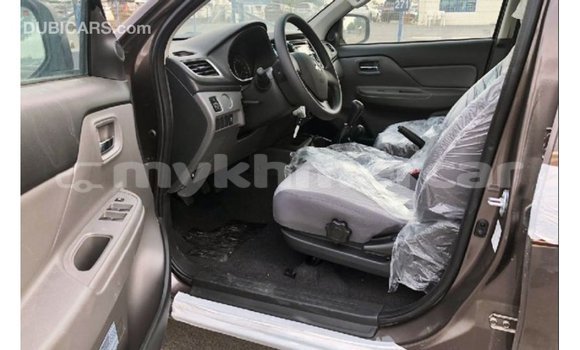 Buy Import Mitsubishi L200 Brown Car in Import - Dubai in Kampot Province Buy Import Mitsubishi L200 Brown Car in Import - Dubai in Kampot Province