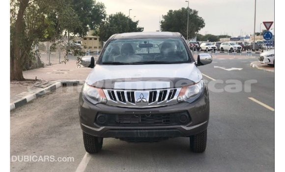 Buy Import Mitsubishi L200 Brown Car in Import - Dubai in Kampot Province Buy Import Mitsubishi L200 Brown Car in Import - Dubai in Kampot Province