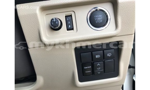 Acheter Import Voiture Toyota Prado Blanc à Import - Dubai, Kampot Province Acheter Import Voiture Toyota Prado Blanc à Import - Dubai, Kampot Province