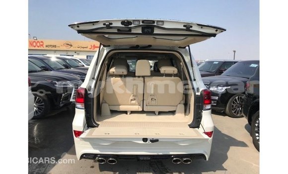 ទិញ នាំចូល Toyota Land Cruiser White ឡាន} ក្នុង Import - Dubai ក្នុង Kampot Province ទិញ នាំចូល Toyota Land Cruiser White ឡាន} ក្នុង Import - Dubai ក្នុង Kampot Province