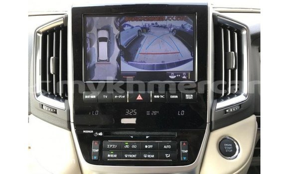 ទិញ នាំចូល Toyota Land Cruiser White ឡាន} ក្នុង Import - Dubai ក្នុង Kampot Province ទិញ នាំចូល Toyota Land Cruiser White ឡាន} ក្នុង Import - Dubai ក្នុង Kampot Province