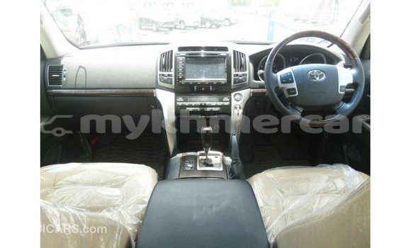 Buy Import Toyota Land Cruiser Other Car in Import - Dubai in Kampot Province Buy Import Toyota Land Cruiser Other Car in Import - Dubai in Kampot Province