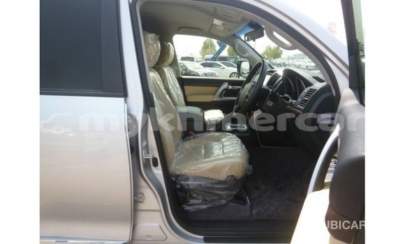 Buy Import Toyota Land Cruiser Other Car in Import - Dubai in Kampot Province Buy Import Toyota Land Cruiser Other Car in Import - Dubai in Kampot Province
