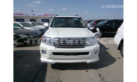 ទិញ នាំចូល Toyota Land Cruiser White ឡាន} ក្នុង Import - Dubai ក្នុង Kampot Province ទិញ នាំចូល Toyota Land Cruiser White ឡាន} ក្នុង Import - Dubai ក្នុង Kampot Province