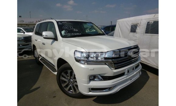 ទិញ នាំចូល Toyota Land Cruiser White ឡាន} ក្នុង Import - Dubai ក្នុង Kampot Province ទិញ នាំចូល Toyota Land Cruiser White ឡាន} ក្នុង Import - Dubai ក្នុង Kampot Province