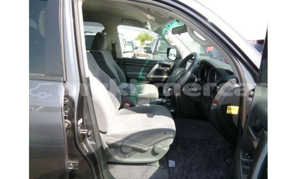 Acheter Import Voiture Toyota Land Cruiser Autre à Import - Dubai, Kampot Province Acheter Import Voiture Toyota Land Cruiser Autre à Import - Dubai, Kampot Province