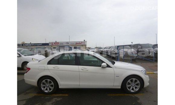 ទិញ នាំចូល Mercedes-Benz 200 White ឡាន} ក្នុង Import - Dubai ក្នុង Kampot Province ទិញ នាំចូល Mercedes-Benz 200 White ឡាន} ក្នុង Import - Dubai ក្នុង Kampot Province