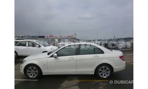 ទិញ នាំចូល Mercedes-Benz 200 White ឡាន} ក្នុង Import - Dubai ក្នុង Kampot Province ទិញ នាំចូល Mercedes-Benz 200 White ឡាន} ក្នុង Import - Dubai ក្នុង Kampot Province