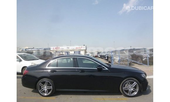 ទិញ នាំចូល Mercedes-Benz 190 (W201) Black ឡាន} ក្នុង Import - Dubai ក្នុង Kampot Province ទិញ នាំចូល Mercedes-Benz 190 (W201) Black ឡាន} ក្នុង Import - Dubai ក្នុង Kampot Province
