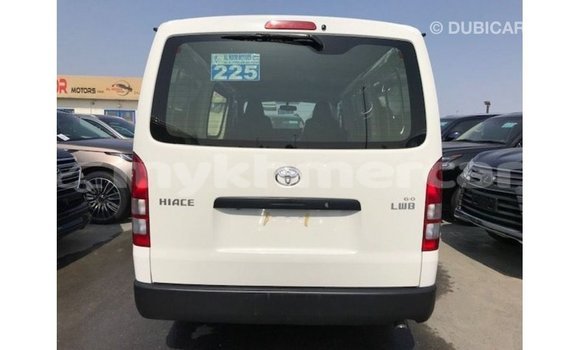Buy Import Toyota Hiace White Car in Import - Dubai in Kampot Province Buy Import Toyota Hiace White Car in Import - Dubai in Kampot Province