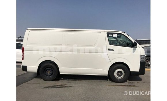 Buy Import Toyota Hiace White Car in Import - Dubai in Kampot Province Buy Import Toyota Hiace White Car in Import - Dubai in Kampot Province