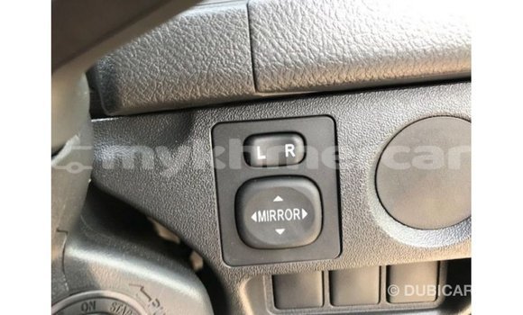 Buy Import Toyota Hiace White Car in Import - Dubai in Kampot Province Buy Import Toyota Hiace White Car in Import - Dubai in Kampot Province