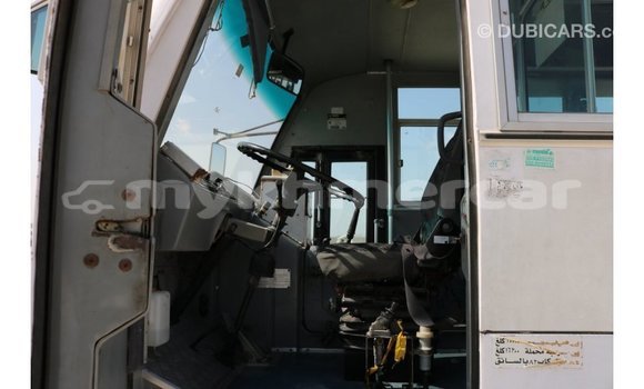 Buy Import Tata Xenon White Car in Import - Dubai in Kampot Province