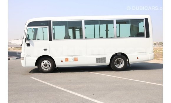 Buy Import Nissan Evalia White Truck in Import - Dubai in Kampot Province Buy Import Nissan Evalia White Truck in Import - Dubai in Kampot Province