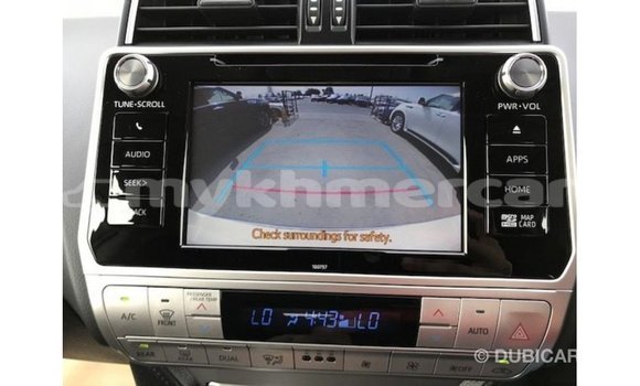 Acheter Import Voiture Toyota Prado Blanc à Import - Dubai, Kampot Province Acheter Import Voiture Toyota Prado Blanc à Import - Dubai, Kampot Province