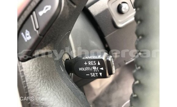 Acheter Import Voiture Toyota Prado Blanc à Import - Dubai, Kampot Province Acheter Import Voiture Toyota Prado Blanc à Import - Dubai, Kampot Province