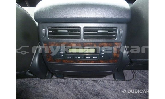 Acheter Import Voiture Toyota Land Cruiser Noir à Import - Dubai, Kampot Province Acheter Import Voiture Toyota Land Cruiser Noir à Import - Dubai, Kampot Province