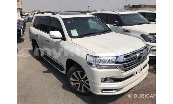 ទិញ នាំចូល Toyota Land Cruiser White ឡាន} ក្នុង Import - Dubai ក្នុង Kampot Province ទិញ នាំចូល Toyota Land Cruiser White ឡាន} ក្នុង Import - Dubai ក្នុង Kampot Province