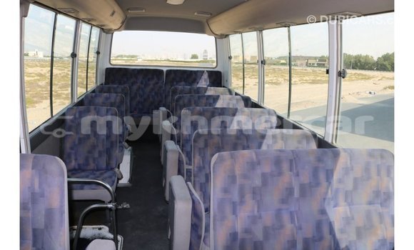 Buy Import Nissan Evalia White Truck in Import - Dubai in Kampot Province Buy Import Nissan Evalia White Truck in Import - Dubai in Kampot Province