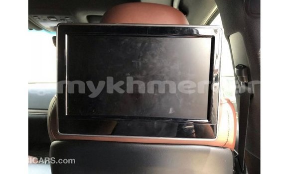 ទិញ នាំចូល Toyota Land Cruiser White ឡាន} ក្នុង Import - Dubai ក្នុង Kampot Province ទិញ នាំចូល Toyota Land Cruiser White ឡាន} ក្នុង Import - Dubai ក្នុង Kampot Province