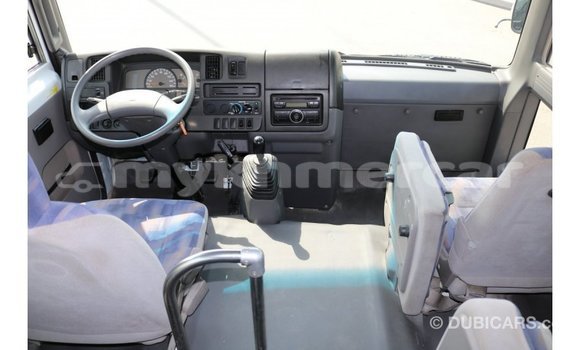 Buy Import Nissan Evalia White Truck in Import - Dubai in Kampot Province Buy Import Nissan Evalia White Truck in Import - Dubai in Kampot Province
