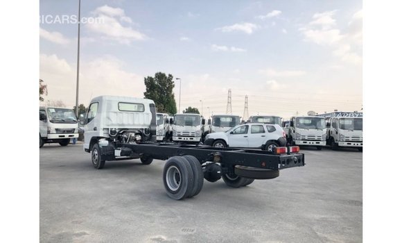 Buy Import Mitsubishi L400 White Truck in Import - Dubai in Kampot Province Buy Import Mitsubishi L400 White Truck in Import - Dubai in Kampot Province