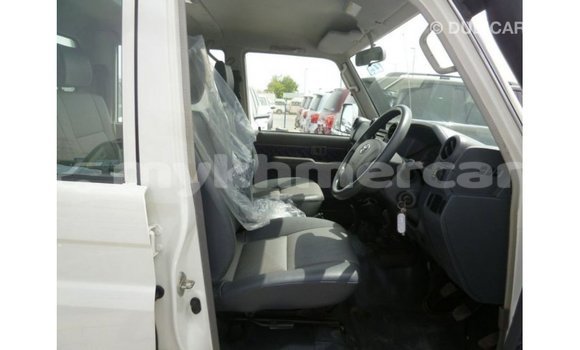 ទិញ នាំចូល Toyota Land Cruiser White ឡាន} ក្នុង Import - Dubai ក្នុង Kampot Province ទិញ នាំចូល Toyota Land Cruiser White ឡាន} ក្នុង Import - Dubai ក្នុង Kampot Province