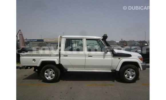 ទិញ នាំចូល Toyota Land Cruiser White ឡាន} ក្នុង Import - Dubai ក្នុង Kampot Province ទិញ នាំចូល Toyota Land Cruiser White ឡាន} ក្នុង Import - Dubai ក្នុង Kampot Province