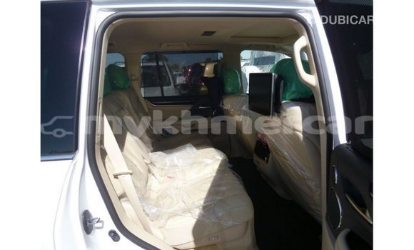 ទិញ នាំចូល Lexus LX White ឡាន} ក្នុង Import - Dubai ក្នុង Kampot Province ទិញ នាំចូល Lexus LX White ឡាន} ក្នុង Import - Dubai ក្នុង Kampot Province