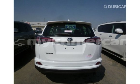ទិញ នាំចូល Toyota HiAce White ឡានដឹកទំនិញ} ក្នុង Import - Dubai ក្នុង Kampot Province ទិញ នាំចូល Toyota HiAce White ឡានដឹកទំនិញ} ក្នុង Import - Dubai ក្នុង Kampot Province