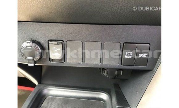 ទិញ នាំចូល Toyota HiAce White ឡានដឹកទំនិញ} ក្នុង Import - Dubai ក្នុង Kampot Province ទិញ នាំចូល Toyota HiAce White ឡានដឹកទំនិញ} ក្នុង Import - Dubai ក្នុង Kampot Province