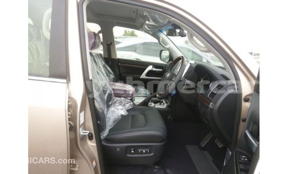 Buy Import Toyota Land Cruiser Other Car in Import - Dubai in Kampot Province Buy Import Toyota Land Cruiser Other Car in Import - Dubai in Kampot Province
