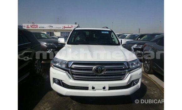 ទិញ នាំចូល Toyota Land Cruiser White ឡាន} ក្នុង Import - Dubai ក្នុង Kampot Province ទិញ នាំចូល Toyota Land Cruiser White ឡាន} ក្នុង Import - Dubai ក្នុង Kampot Province